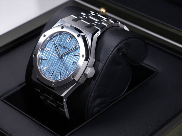 オーデマピゲ ロイヤルオーク 50周年記念 Ref.15550ST.OO.1356ST.04 ステンレススチール ライトブルー文字盤