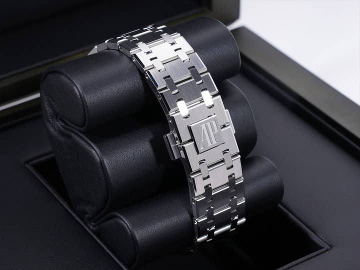 オーデマピゲ ロイヤルオーク 50周年記念 Ref.15550ST.OO.1356ST.04 ステンレススチール ライトブルー文字盤