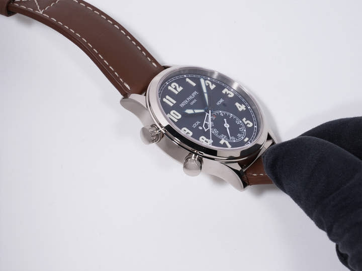 パテックフィリップ カラトラバ パイロット トラベルタイム Ref.5524G-001 ホワイトゴールド ブルー文字盤 未使用 mprnteuk