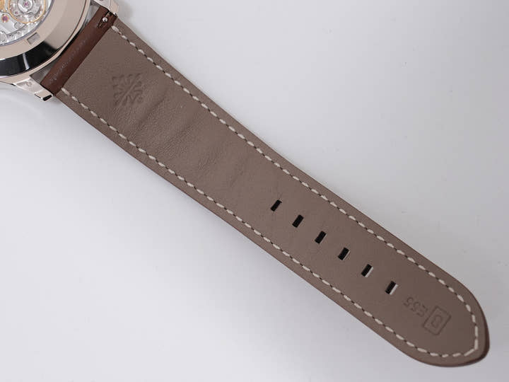 パテックフィリップ カラトラバ パイロット トラベルタイム Ref.5524G-001 ホワイトゴールド ブルー文字盤 未使用 mprnteuk