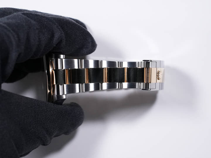 ロレックス エクスプローラー36 Ref.124273 ステンレススチール/イエローゴールド ブラック文字盤