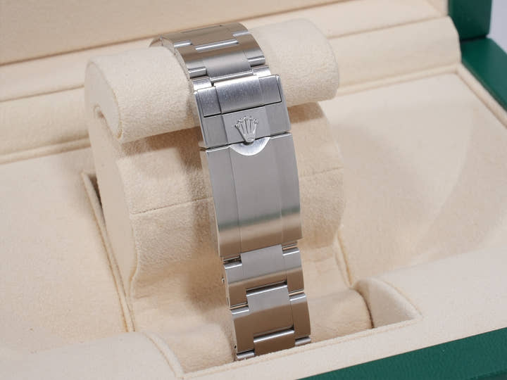 ロレックス エクスプローラーII Ref.226570 ステンレススチール ブラック文字盤 オイスターブレスレット 美中古 p7tcyxu3