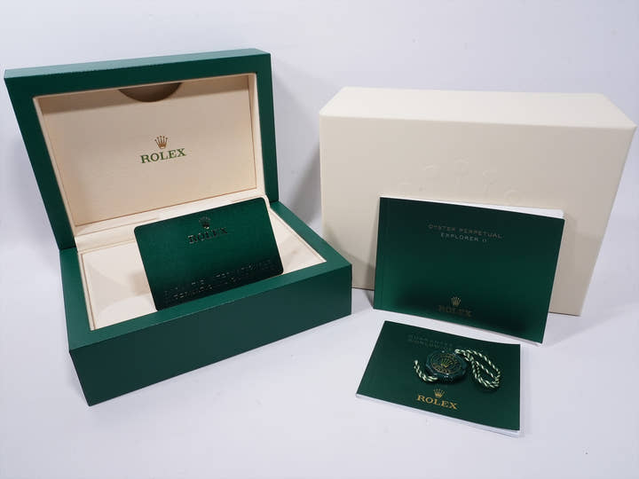 ロレックス エクスプローラーII Ref.226570 ステンレススチール ブラック文字盤 オイスターブレスレット 美中古 p7tcyxu3