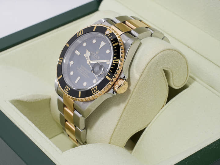 ロレックス サブマリーナー デイト Ref.16613LN ステンレススチール/イエローゴールド ブラック文字盤 中古 wcpoyf3s