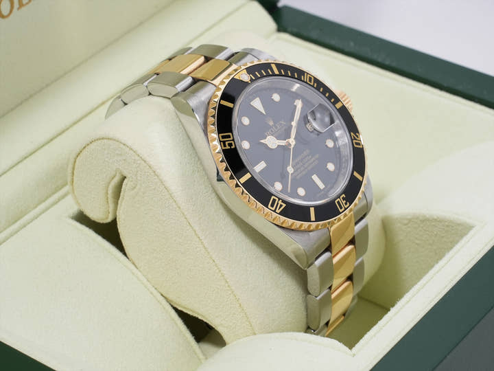 ロレックス サブマリーナー デイト Ref.16613LN ステンレススチール/イエローゴールド ブラック文字盤 中古 wcpoyf3s