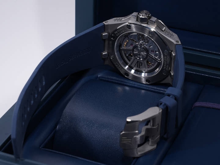 オーデマピゲ ロイヤルオーク オフショア ミュージックエディション Ref.15600TI.OO.A343CA.01 チタン ブルー文字盤