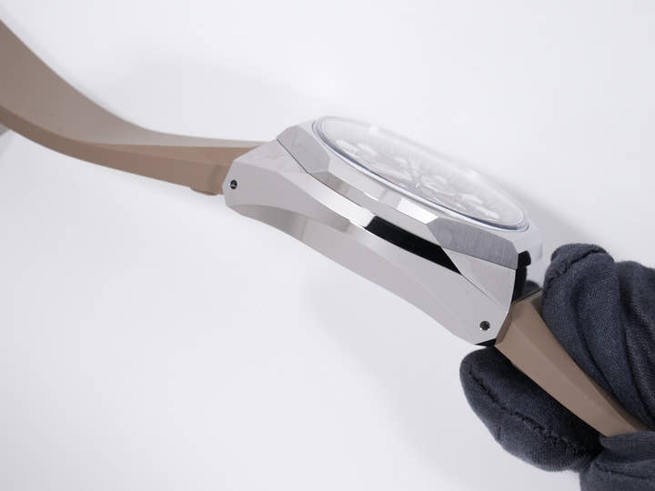 グランドセイコー スポーツコレクション テンタグラフ Ref.SLGC009 ブリリアントハードチタン ブラウン文字盤 美品 ci7ocr55