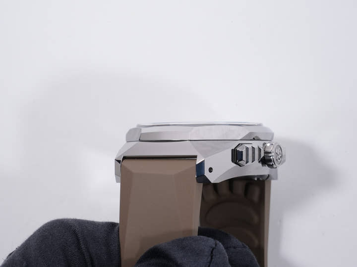 グランドセイコー スポーツコレクション テンタグラフ Ref.SLGC009 ブリリアントハードチタン ブラウン文字盤 美品 ci7ocr55