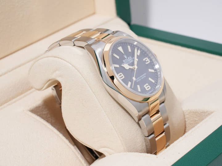 ロレックス エクスプローラー36 Ref.124273 ステンレススチール/イエローゴールド ブラック文字盤