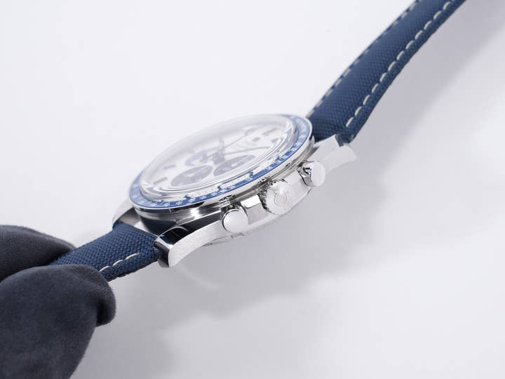 オメガ スピードマスター 記念モデル コーアクシャル マスター クロノメーター クロノグラフ 42MM Ref.310.32.42.50.02.001 ステンレススチール シルバー文字盤 美中古 ywaxwbbh