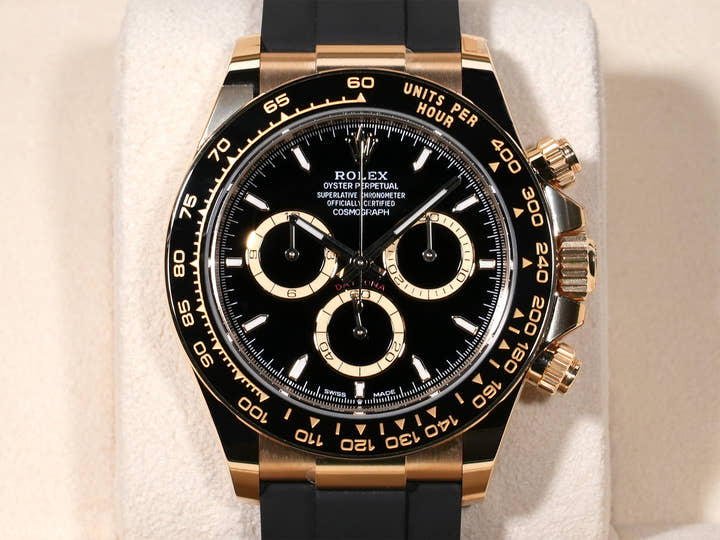 ロレックス デイトナ Ref.126518LN イエローゴールド ブラック文字盤 未使用 k8s75mfo