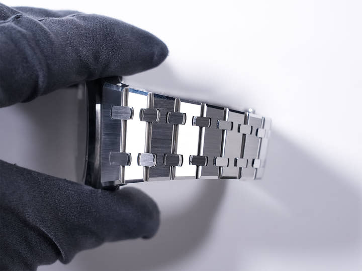 オーデマピゲ ロイヤルオーク Ref.15510ST.OO.1320ST.06 ステンレススチール ナイトブルー文字盤 美中古 rwwfa7jq