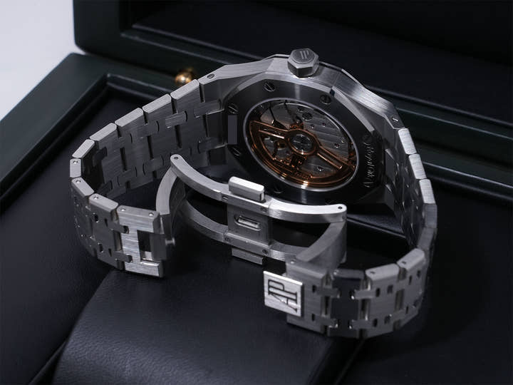 オーデマピゲ ロイヤルオーク Ref.15550ST.OO.1356ST.08 ステンレススチール ライトブルー文字盤 美中古 sfvct44o