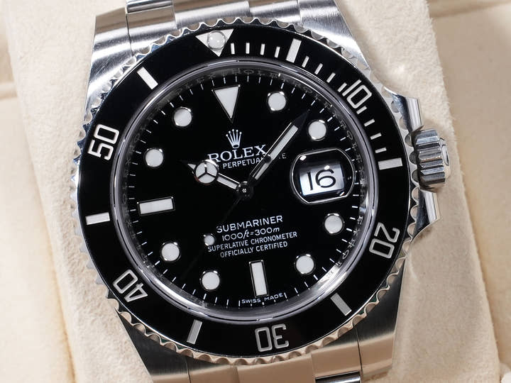 ロレックス サブマリーナー デイト Ref.116610LN ステンレススチール ブラック文字盤 中古 64e9mpyo
