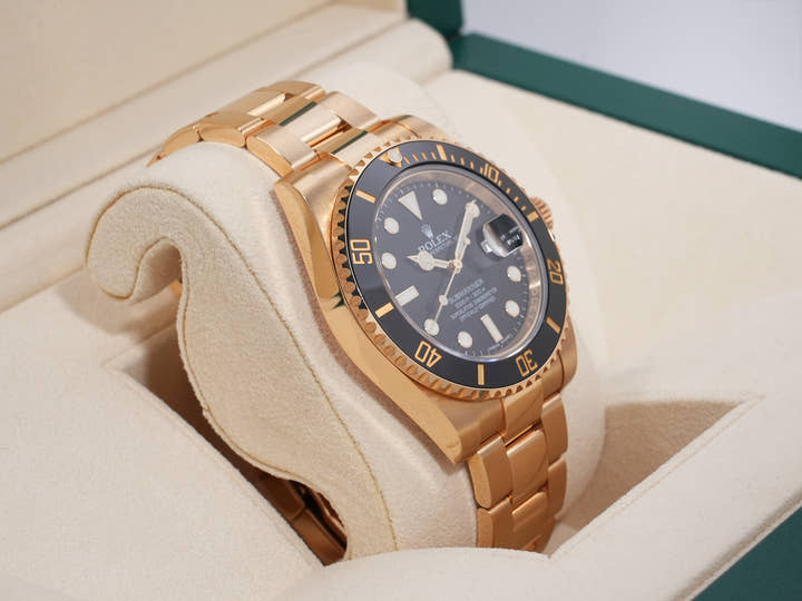 ロレックス サブマリーナー デイト Ref.116618LN イエローゴールド ブラック文字盤 極美品 i7styddw