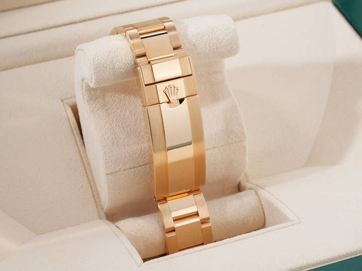 ロレックス サブマリーナー デイト Ref.116618LN イエローゴールド ブラック文字盤 極美品 i7styddw