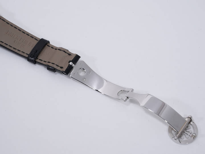 Patek Philippe Perpetual Calendar Ref. 3940P Platinum Silver Dial Pre-owned s2sum9ee