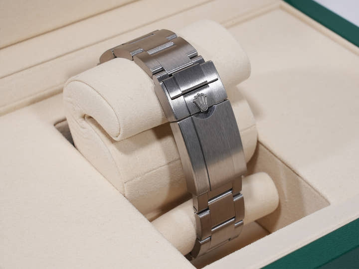 ロレックス ヨットマスター42 Ref.226627 RLXチタン ブラック文字盤 未使用 qn9fdjo8