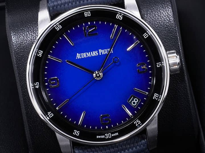 Audemars Piguet CODE 11.59 by Audemars Piguet Bolshoi Limited Edition Ref. 15210BC.OO.A321CR.99 White Gold Smoked Blue Enamel Dial, Pre-owned (Excellent Condition) axg79hf9