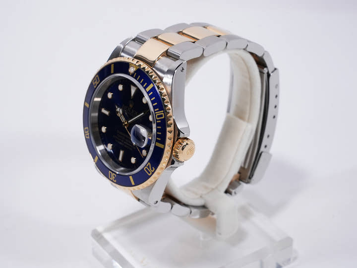 ロレックス サブマリーナー デイト Ref.16613 ステンレススチール/イエローゴールド ブルー文字盤 中古 9q2c8kud