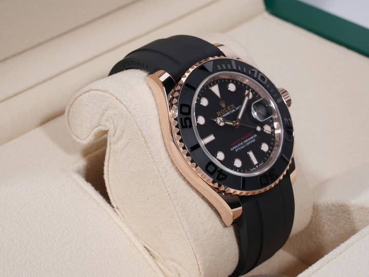 ロレックス ヨットマスター40 Ref.126655 エバーローズゴールド ブラック文字盤 美中古 zmfgsxgx