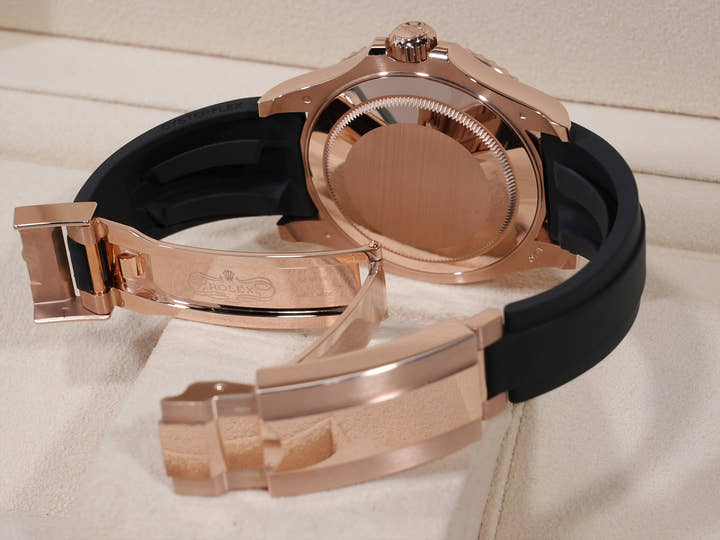 ロレックス ヨットマスター40 Ref.126655 エバーローズゴールド ブラック文字盤 美中古 zmfgsxgx