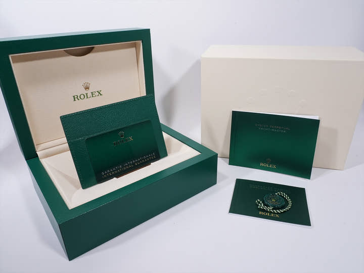 ロレックス ヨットマスター40 Ref.126655 エバーローズゴールド ブラック文字盤 美中古 zmfgsxgx