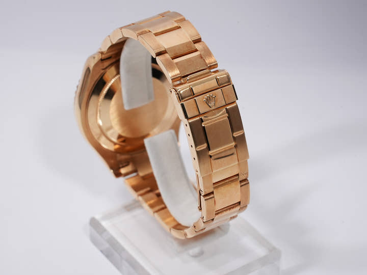 Rolex Yacht-Master 40 Ref. 16628NGS Yellow Gold Shell 8P Diamond/3 Sapphire Dial Pre-owned xhwtnxsi