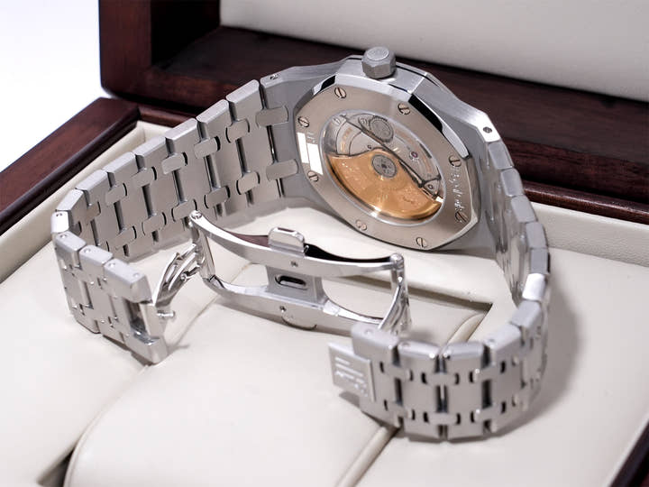 オーデマピゲ ロイヤルオーク Ref.15300ST.OO.1220ST.01 ステンレススチール シルバー文字盤 美品 y4ppd7p4