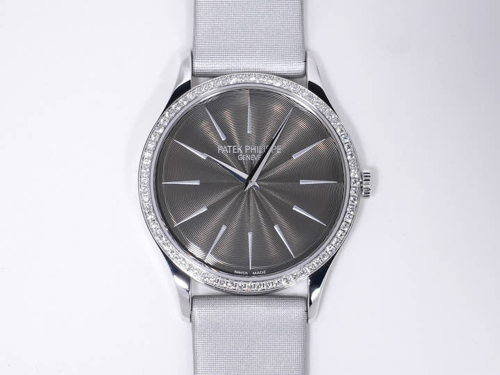 パテックフィリップ カラトラバ Ref.4897G-010 ホワイトゴールド シルバーグレー文字盤 美品 56at3i4j