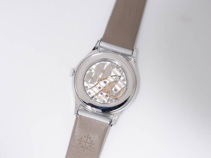 パテックフィリップ カラトラバ Ref.4897G-010 ホワイトゴールド シルバーグレー文字盤 美品 56at3i4j