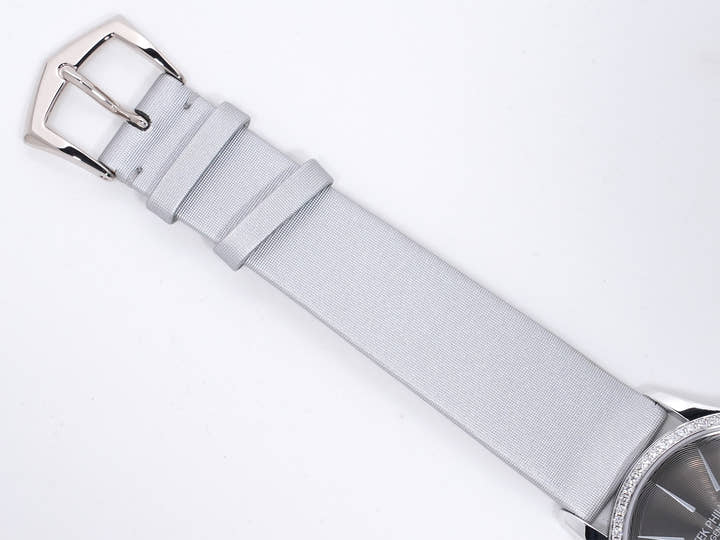 パテックフィリップ カラトラバ Ref.4897G-010 ホワイトゴールド シルバーグレー文字盤 美品 56at3i4j