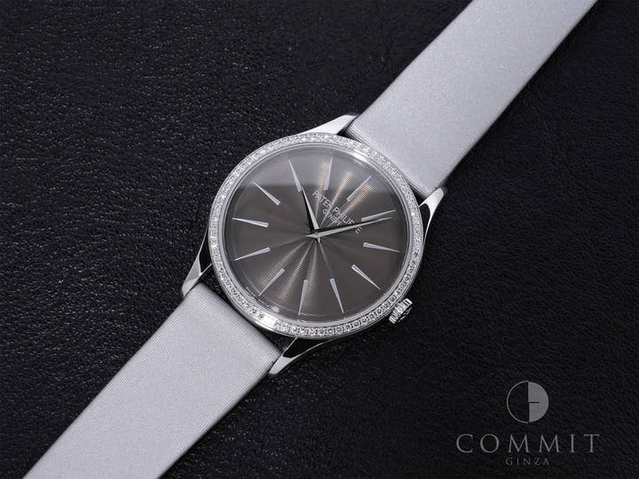 パテックフィリップ カラトラバ Ref.4897G-010 ホワイトゴールド シルバーグレー文字盤 美品 56at3i4j