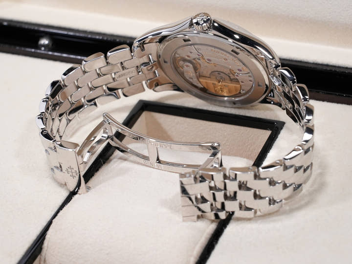 Patek Philippe Complication World Time Cloisonné Ref. 5131/1P-001 Platinum Cloisonné Dial, Pre-owned  fqdbsad2