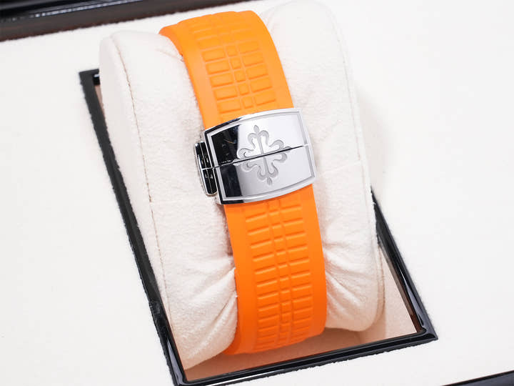 パテックフィリップ アクアノート クロノグラフ Ref.5968A-001 ステンレススチール ブラック文字盤 美品 q7d83zzz