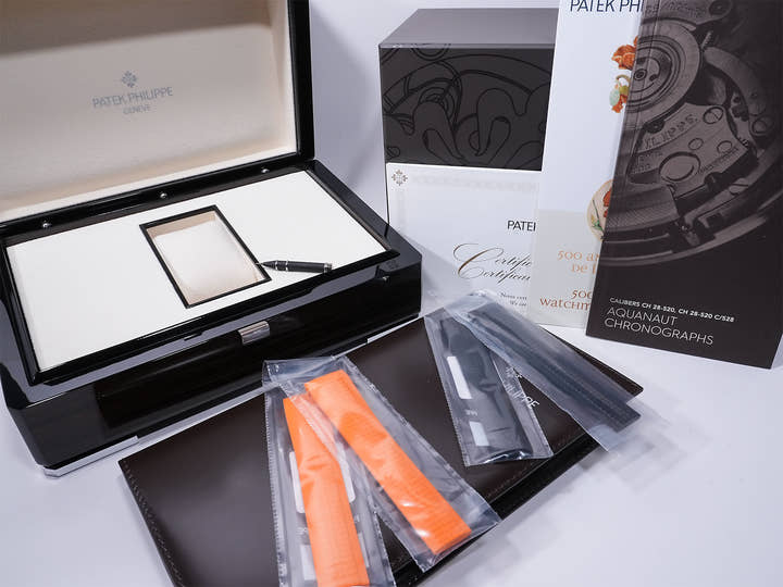 パテックフィリップ アクアノート クロノグラフ Ref.5968A-001 ステンレススチール ブラック文字盤 美品 q7d83zzz