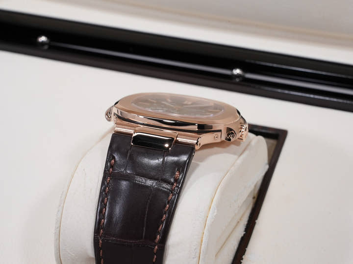 パテックフィリップ ノーチラス Ref.5712R-001 ローズゴールド ブラック ブラウン文字盤 美品 4imf67aq