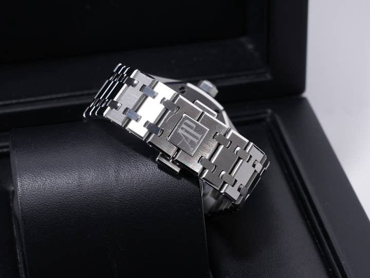 オーデマピゲ ロイヤルオーク 50周年記念 Ref.15551ST.ZZ.1356ST.01 ステンレススチール ライトブルー文字盤 中古 iyvofcxc