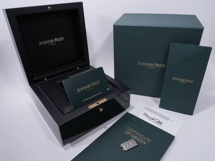 オーデマピゲ ロイヤルオーク 50周年記念 Ref.15551ST.ZZ.1356ST.01 ステンレススチール ライトブルー文字盤 中古 iyvofcxc