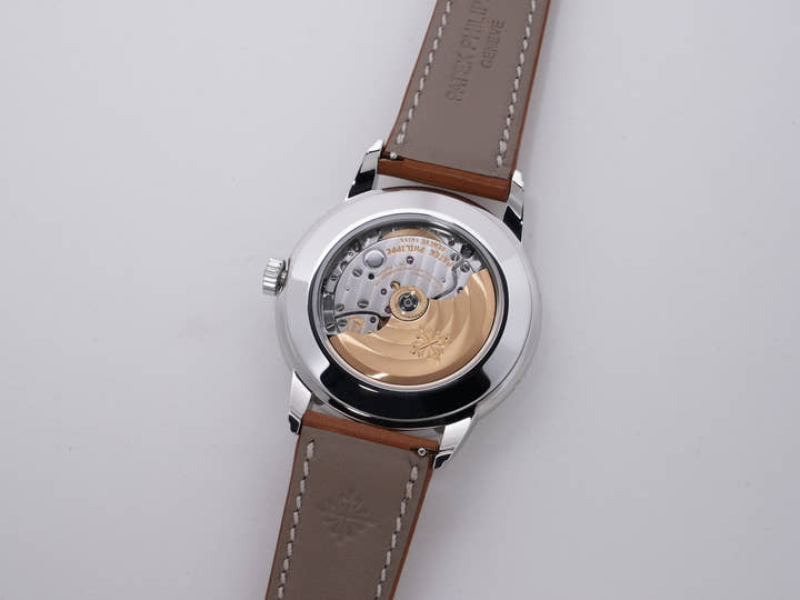 パテックフィリップ カラトラバ ウィークリーカレンダー Ref.5212A-001 ステンレススチール シルバー文字盤 未使用 thvrkbsn