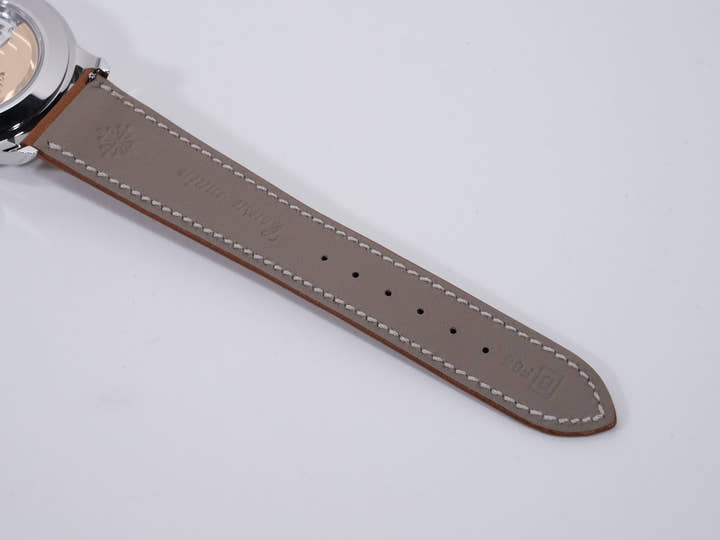 パテックフィリップ カラトラバ ウィークリーカレンダー Ref.5212A-001 ステンレススチール シルバー文字盤 未使用 thvrkbsn