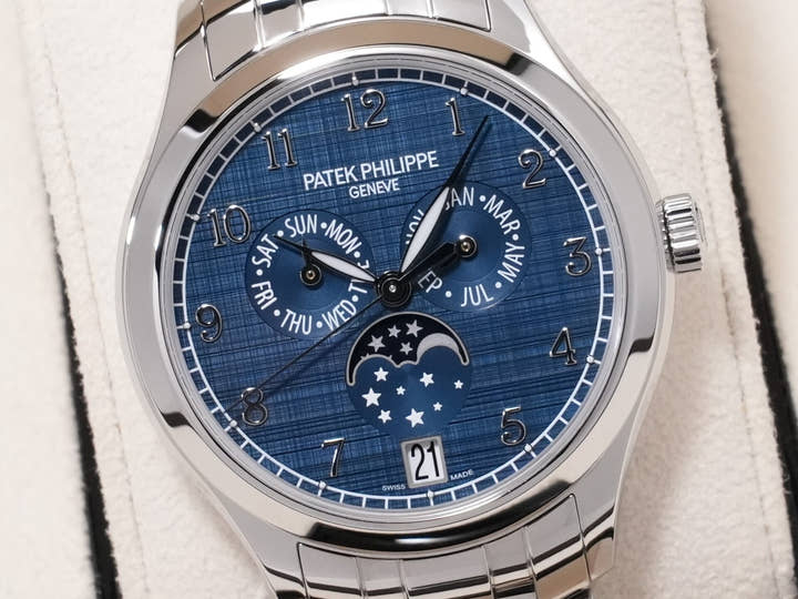 パテックフィリップ アニュアルカレンダー ムーンフェイズ Ref.4947/1A-001 ステンレススチール ブルー文字盤 未使用 mxebz8qf