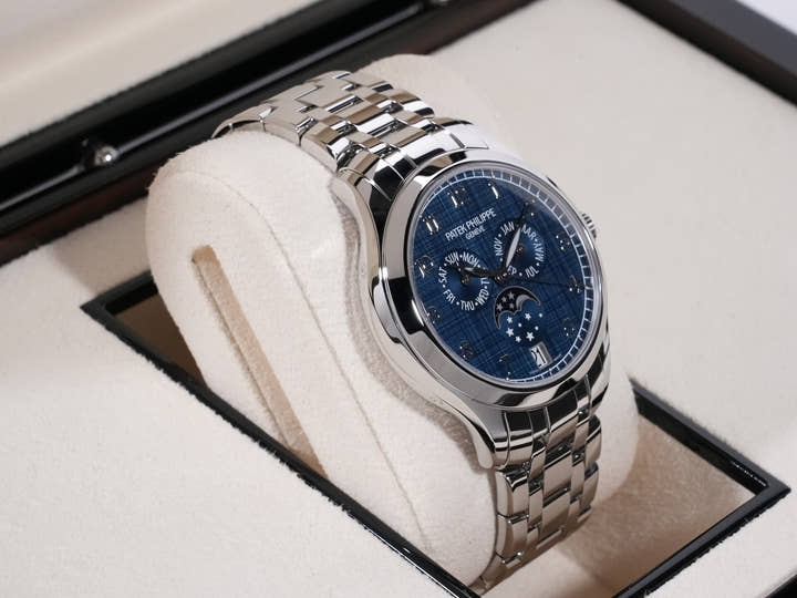 パテックフィリップ アニュアルカレンダー ムーンフェイズ Ref.4947/1A-001 ステンレススチール ブルー文字盤 未使用 mxebz8qf