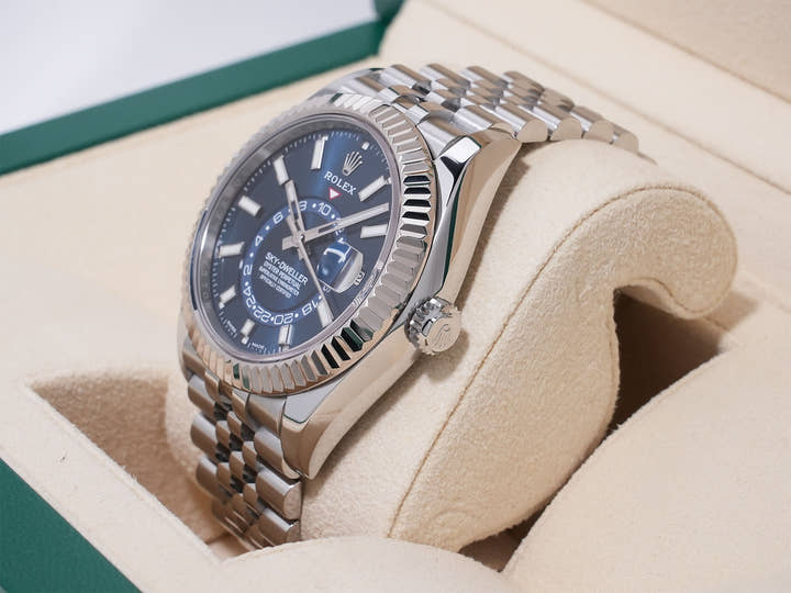 ロレックス スカイドゥエラー Ref.326934 ステンレススチール/ホワイトゴールド ブルー文字盤 ジュビリーブレスレット 美中古 a89ysgxh