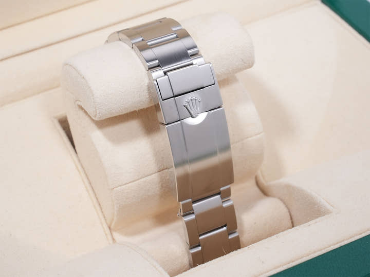 ロレックス エクスプローラーI Ref.214270 ステンレススチール ブラック文字盤 オイスターブレスレット 美中古 8qxozj9b