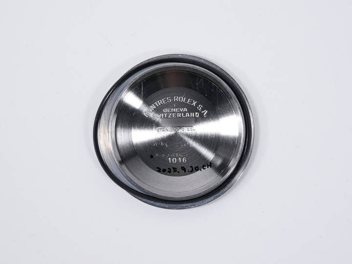 ロレックス エクスプローラーI Ref.1016 ステンレススチール ブラック文字盤 中古 mz4qcqiq