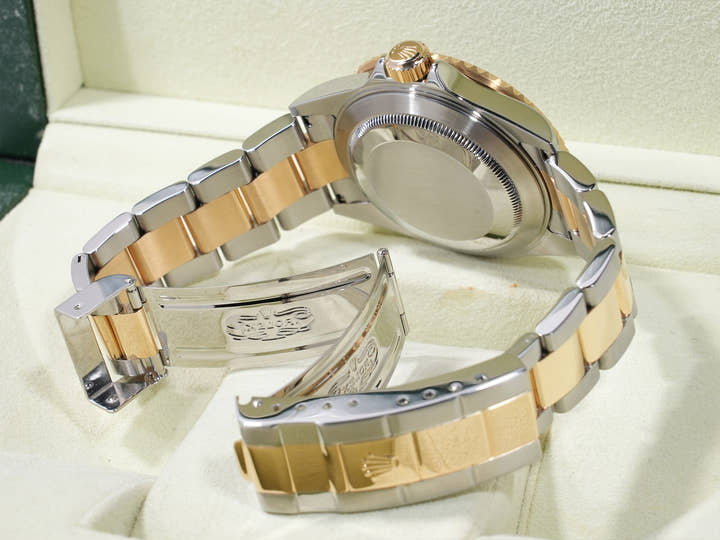 ロレックス サブマリーナー デイト Ref.16613LN ステンレススチール/イエローゴールド ブラック文字盤 中古 nn8btavx