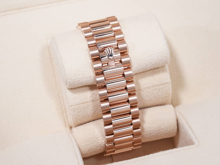 ロレックス デイデイト36 Ref.128235 エバーローズゴールド ブルーグリーン文字盤 美中古 8wz5ovy3