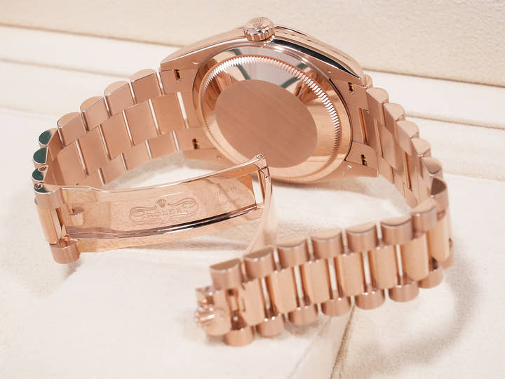 ロレックス デイデイト36 Ref.128235 エバーローズゴールド ブルーグリーン文字盤 美中古 8wz5ovy3