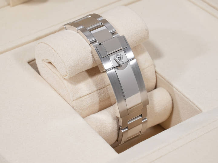 ロレックス デイトナ Ref.126506 プラチナ アイスブルー文字盤 未使用 u4u6sw29